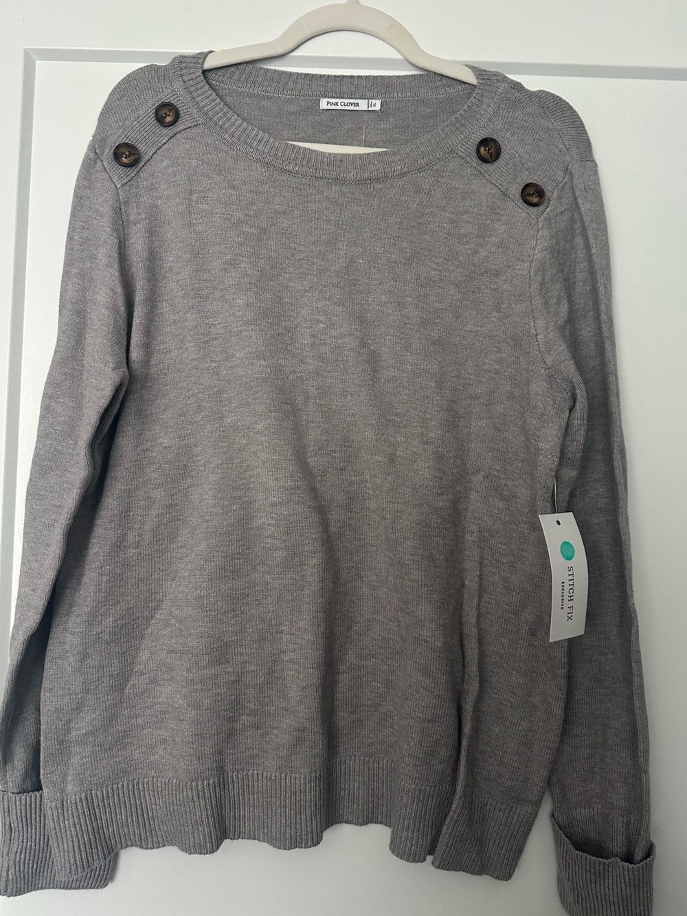 NWT Xl Pink Clover sweater very soft, color gray